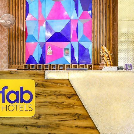 โอโย 10887 โฮเต็ล เวสต์ วิว Hotel กาเซียบัด ภายนอก รูปภาพ